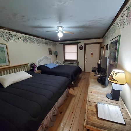 Jamesport Inn Екстер'єр фото