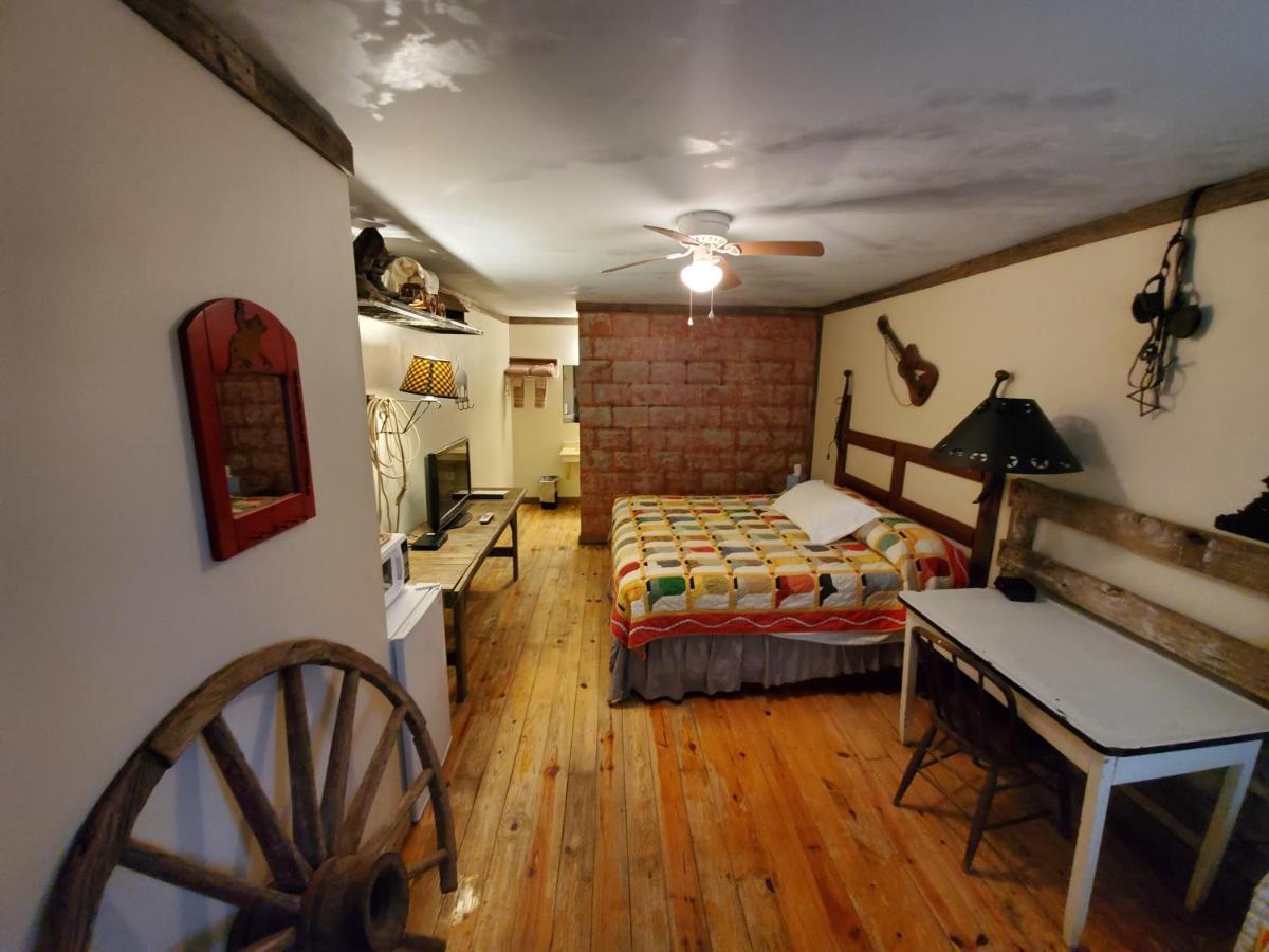 Jamesport Inn Екстер'єр фото