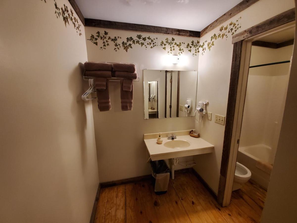 Jamesport Inn Екстер'єр фото
